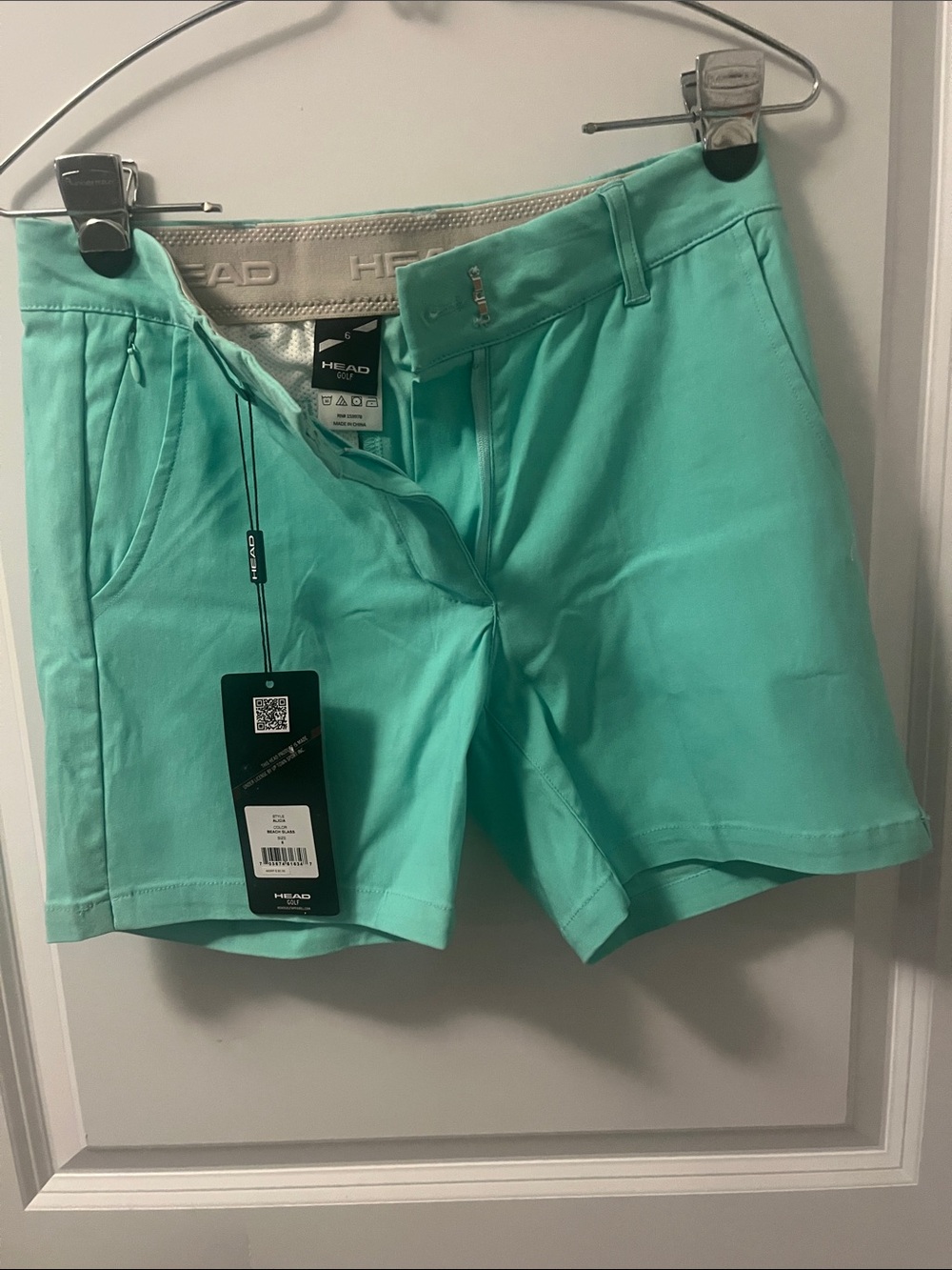 Head women’s Mint Green Flat-Front Golf Shorts